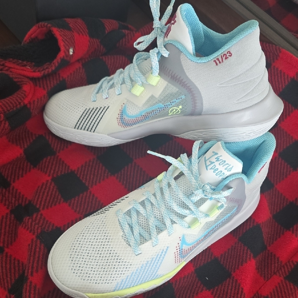 Nike Kyrie White and Blue Athletic Shoes - Picture 3 of 4